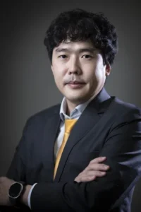 Article 3 Garn Tuntasatityanond, Head of Siam Center Law Group